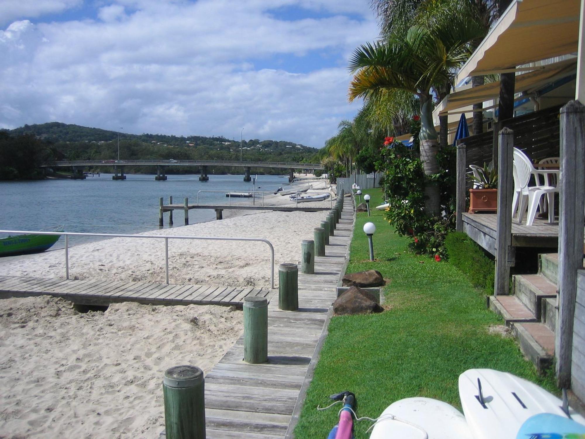 Skippers Cove Waterfront Resort Noosaville Exterior photo