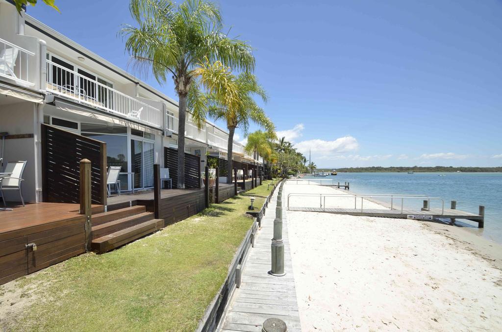 Skippers Cove Waterfront Resort Noosaville Exterior photo